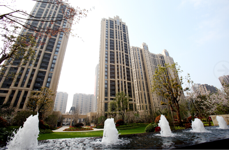 14079835671547_center_320_320